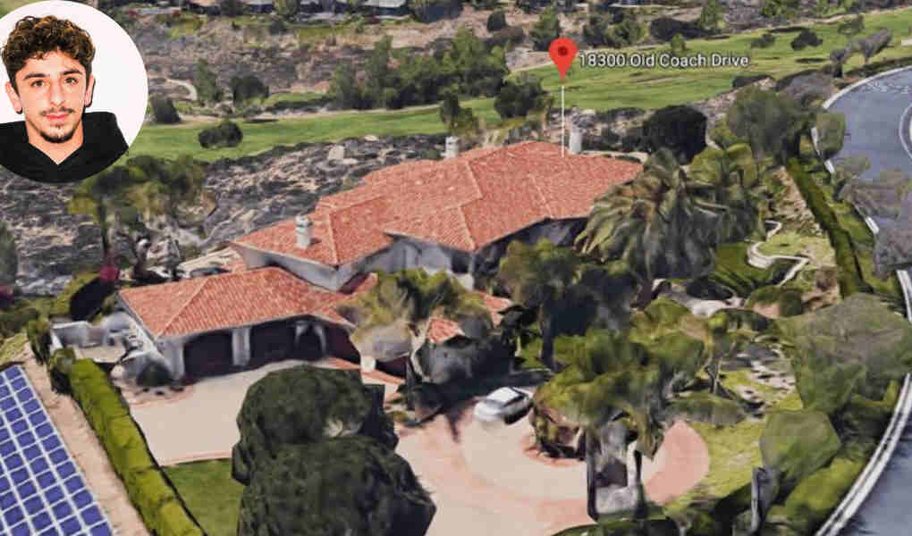 Faze Rug House
