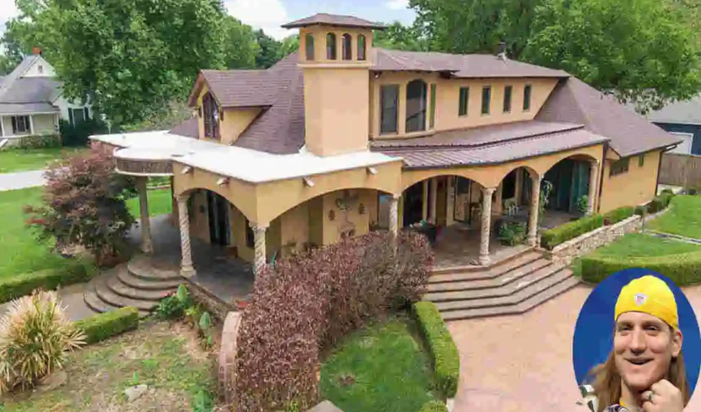 o AJ Hawk's Home