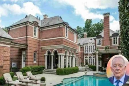 Jerry Jones' Home