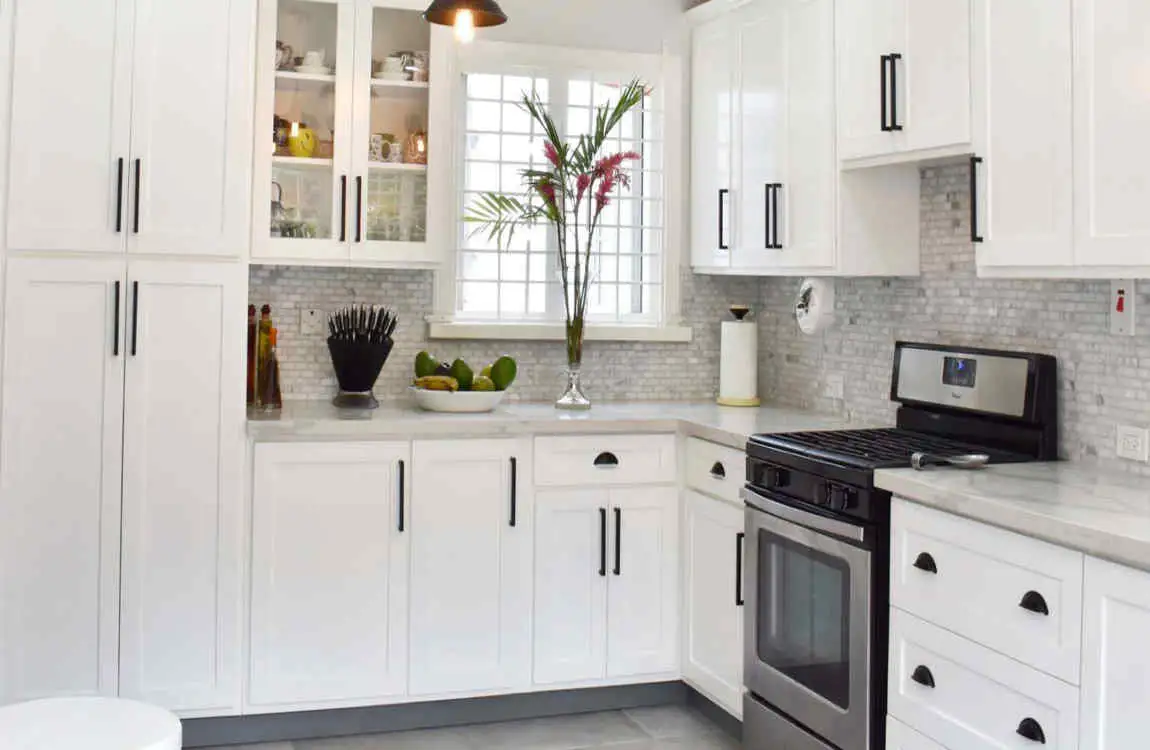 kitchen floor ideas with white cabinets