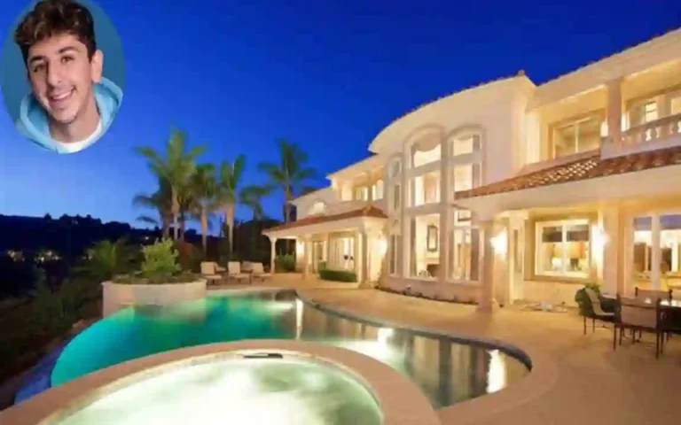 Faze Rug House