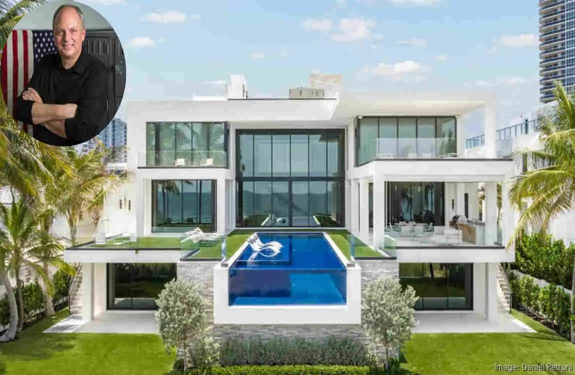 David MacNeil's House