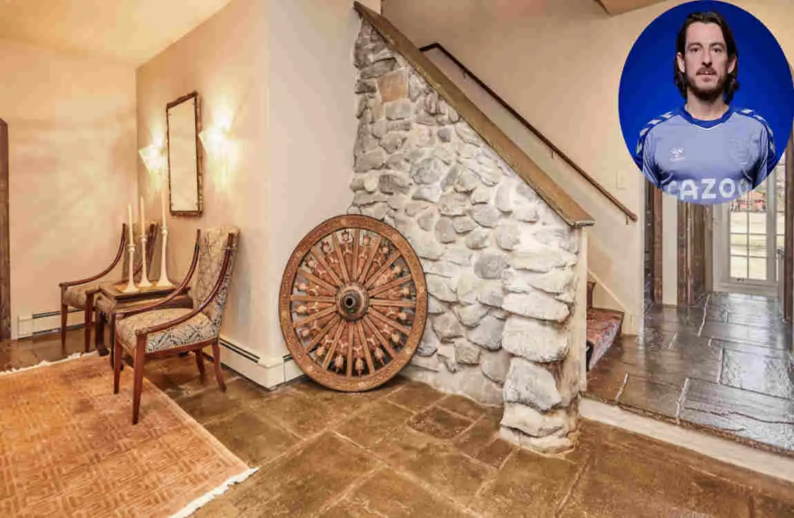 Leighton Baines House