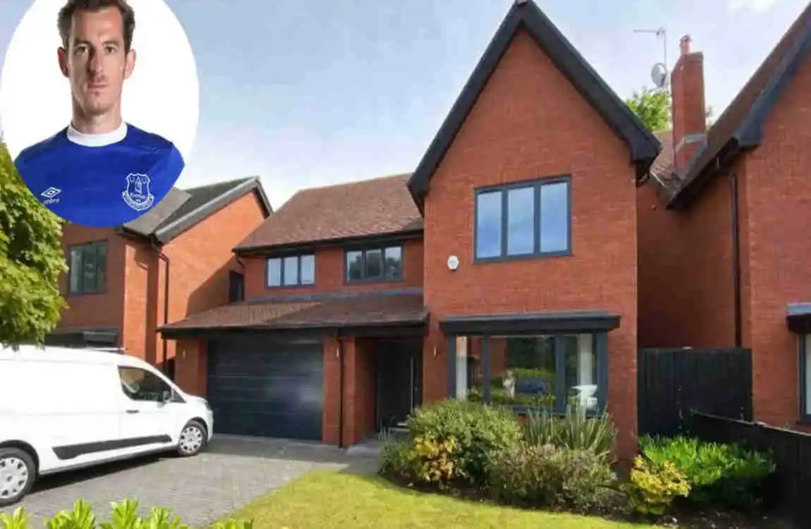 Leighton Baines House