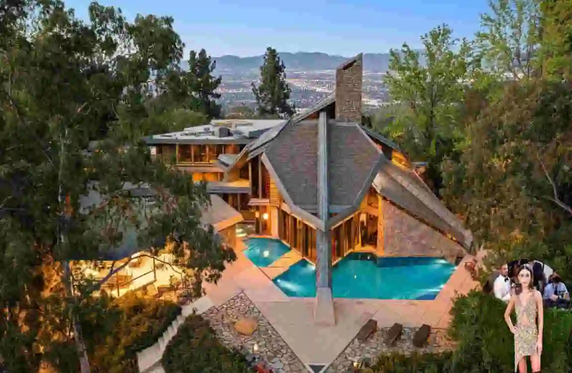 Emma Chamberlain’s House 