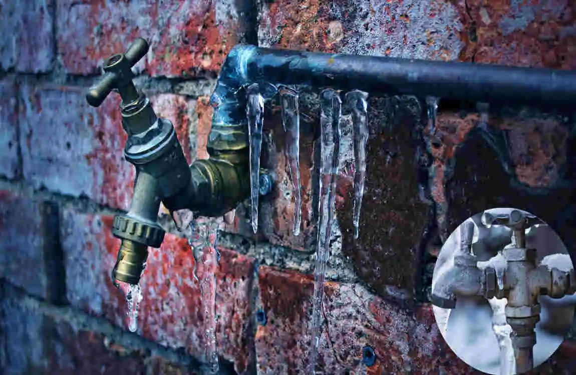 what temperature do pipes freeze under mobile home