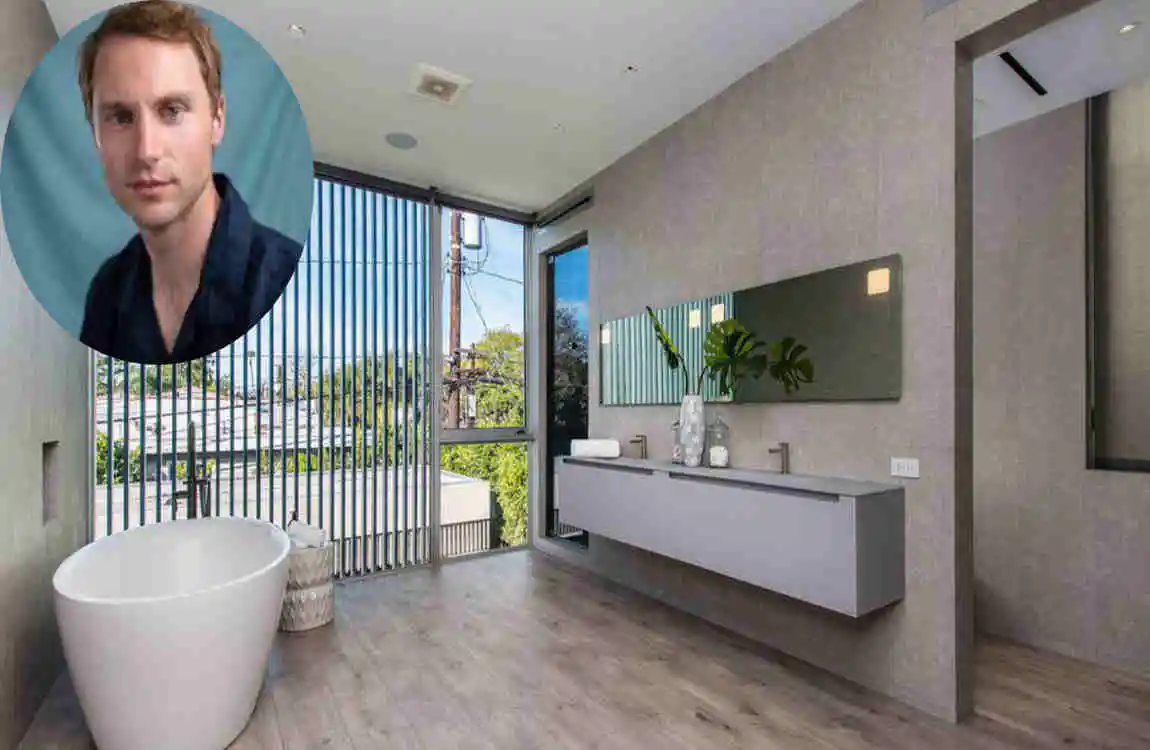 Desmond Eastwood House