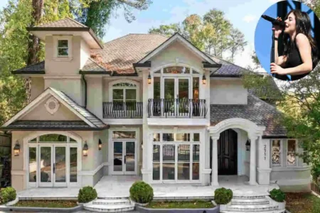 Chrissy Costanza's house