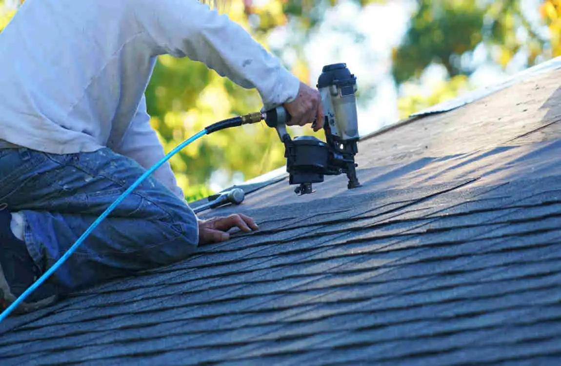 What Is the Best Material for a Garage Roof? Top Picks for Your Home's Ultimate Protection