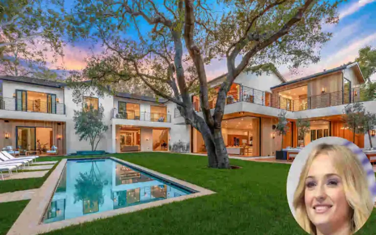 Sophie Turner's house