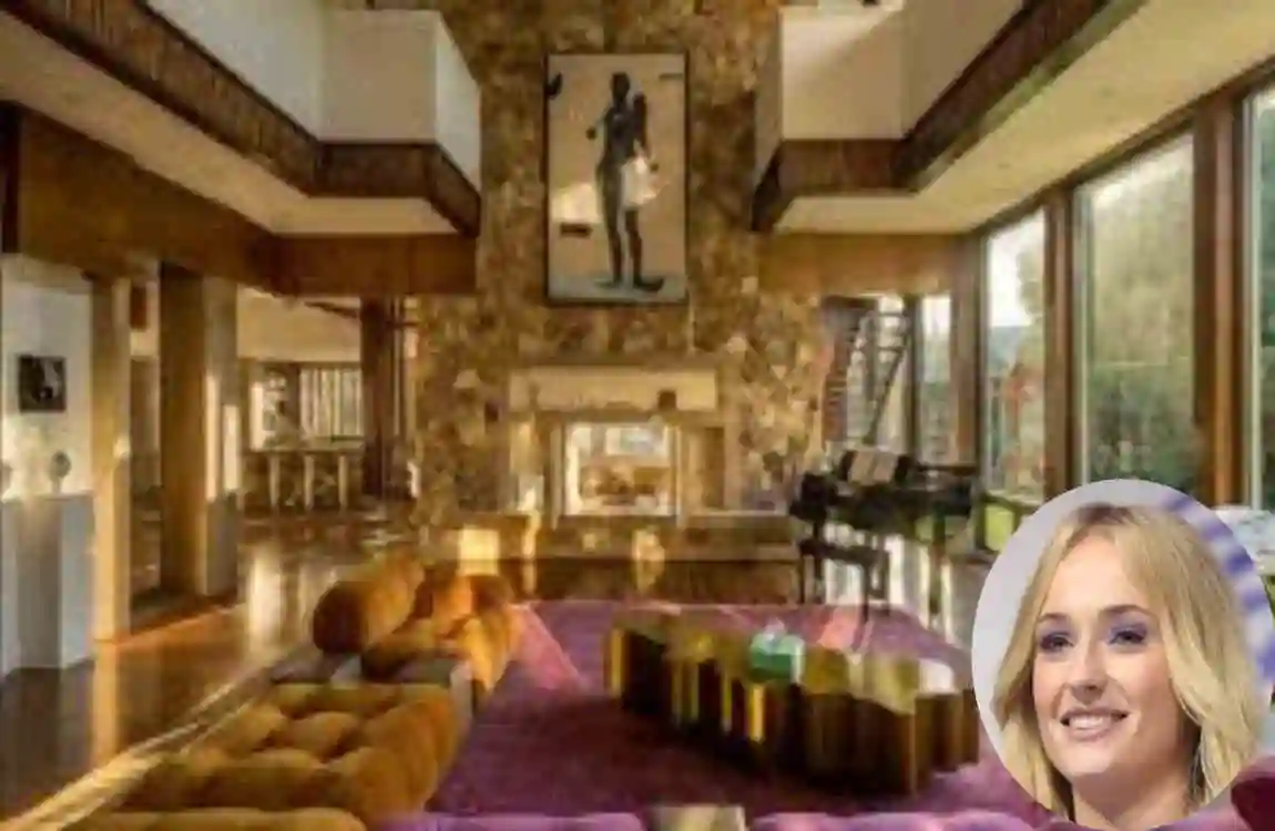 Sophie Turner's house