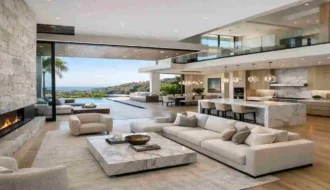 Open-Plan Luxury Home