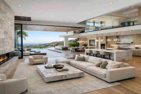 Open-Plan Luxury Home