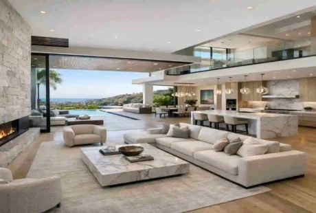 Open-Plan Luxury Home