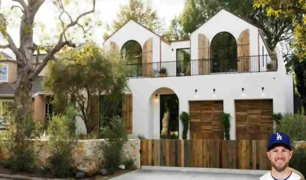Max Muncy House