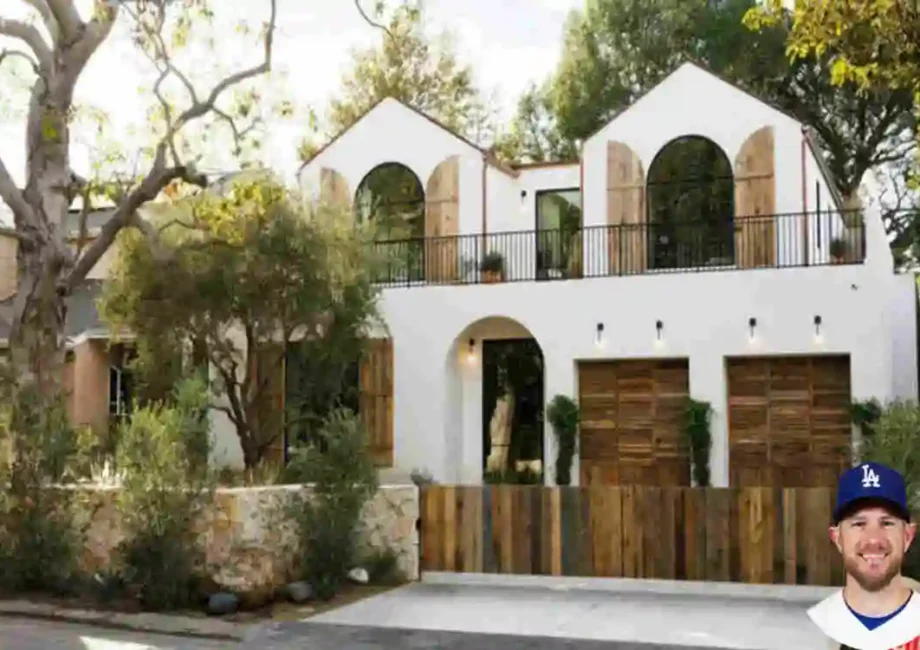 Max Muncy House