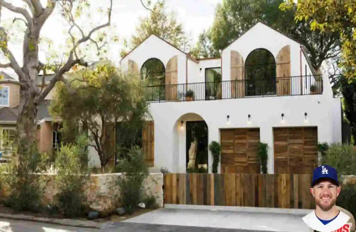 Max Muncy House